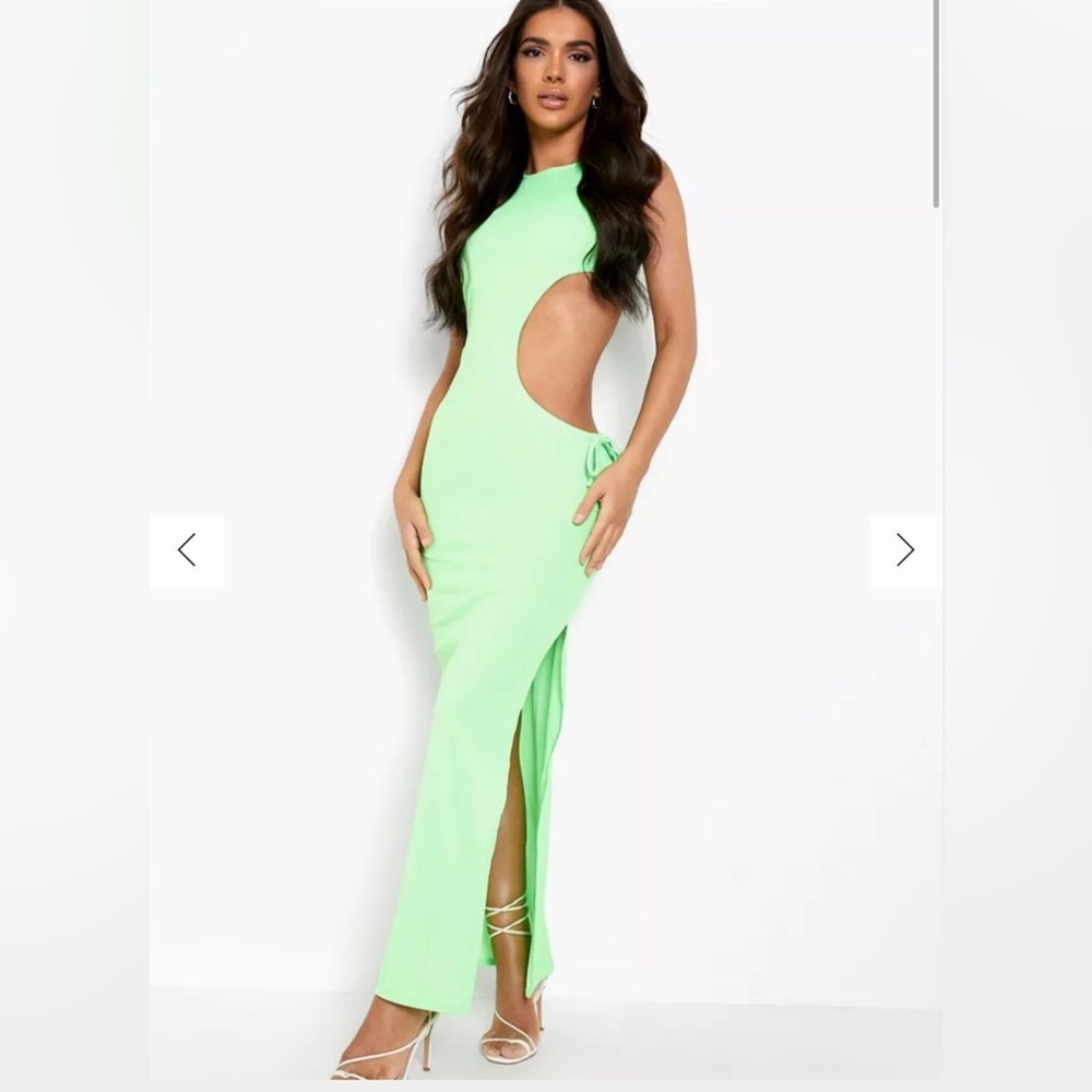 Boohoo -TONAL RIB RUCHED CUT OUT MAXI DRESS - Picture 1 of 3